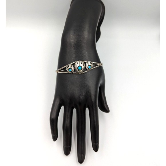 Vintage Navajo Native American Sterling Silver Turquoise Bear Claw Cuff Bracelet - Picture 8 of 14